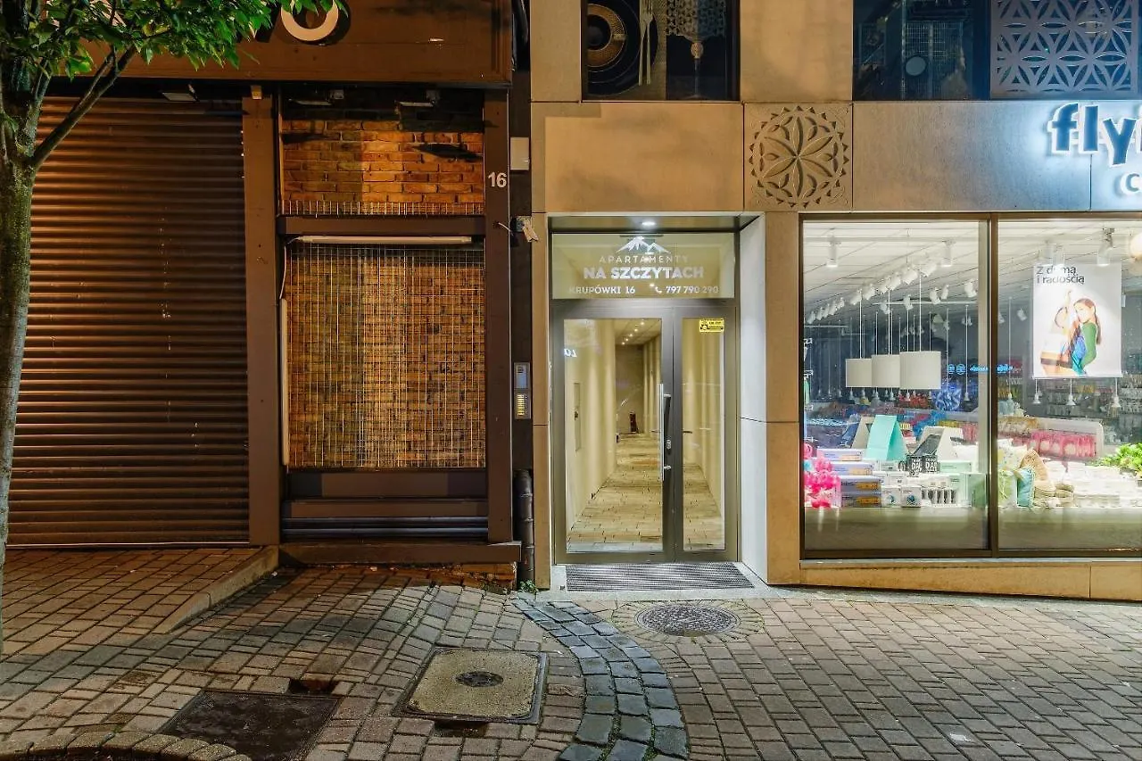 Apartamenty I Pokoje Krupowki 16, Na Szczytach ザコパネ 0*,  ポーランド