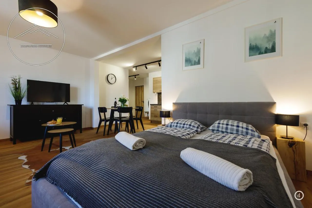 Apartamenty I Pokoje Krupowki 16, Na Szczytach ザコパネ アパート
